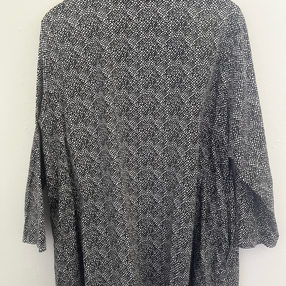 Chic Black And White Button-Up Coat - image 7